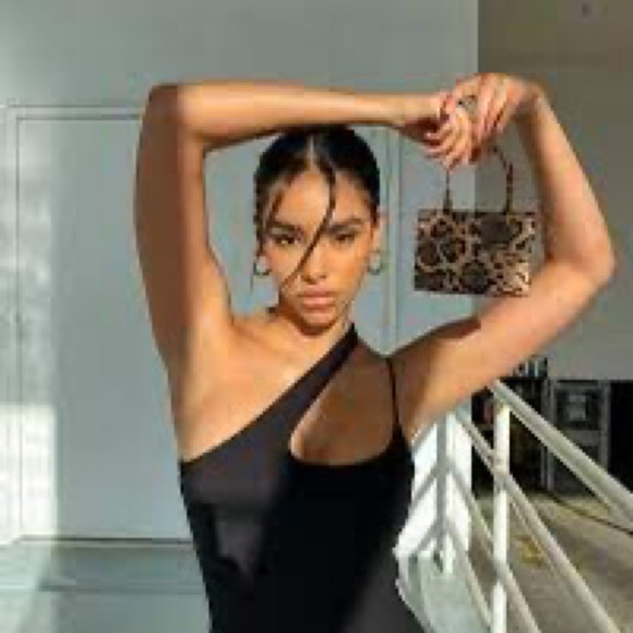 NWT H:ours Sophie Catsuit Asymmetrical One Shoulder Strap Rib Crop Jumpsuit XS - Picture 4 of 9